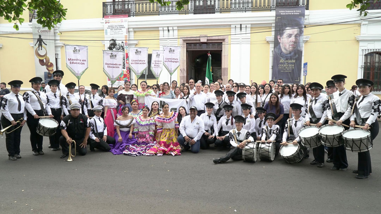 DESFILES CONMEMORATIVOS   20 D NOVIEMBRE